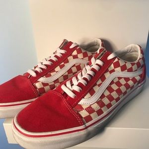 Men’s Lace up Vans Sneakers size 10.5